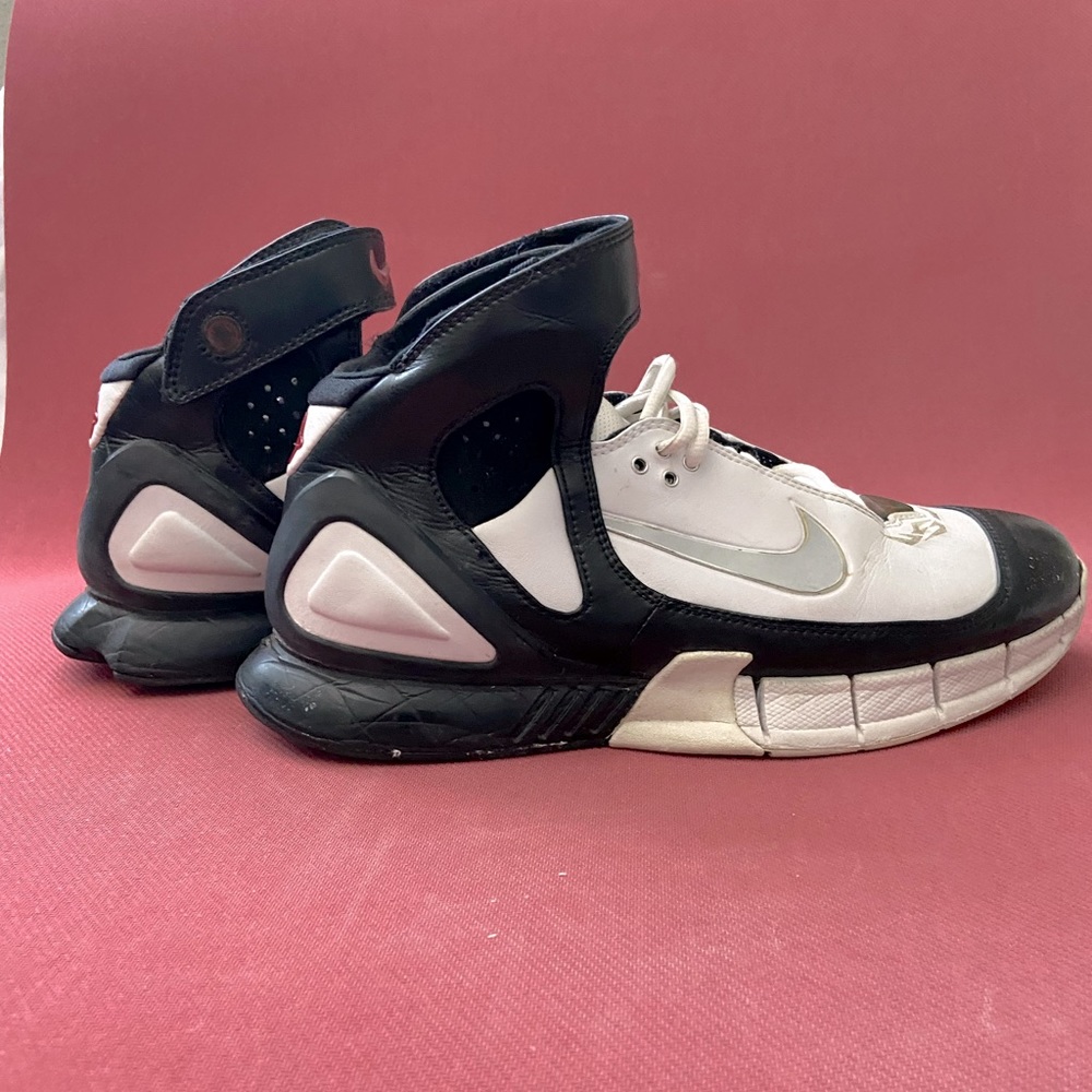 Nike Air Zoom Huarache 2005 - Used Indoor Basketball ONLY.  Kobe Nike 2K5